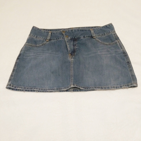 American Eagle Outfitters Dresses & Skirts - American Eagle Blue Denim Skirt Size 10